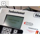 IHM Internationale Handwerksmesse 2005. Die gesamte Bedienerfhrung am Tankautomat erfolgt intuitiv ber das LCD-Display. Lmatic 