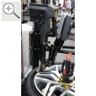 Automechanika Frankfurt 2018 NEU: ATH M72 Reifenmontiermaschine mit Mittenzentrierung. Auf Bedarf kann der Montagekopf mit einem automatischen Montierhebel ausgestattet werden. ATH Heinl 