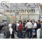 Messeimpressionen von der Automechanika 2004 Zum ersten Mal prsentierten sich die Firmen TROST, PV und KONCZEWSKI gemeinsam mit dem Produktlabel monochrom.  